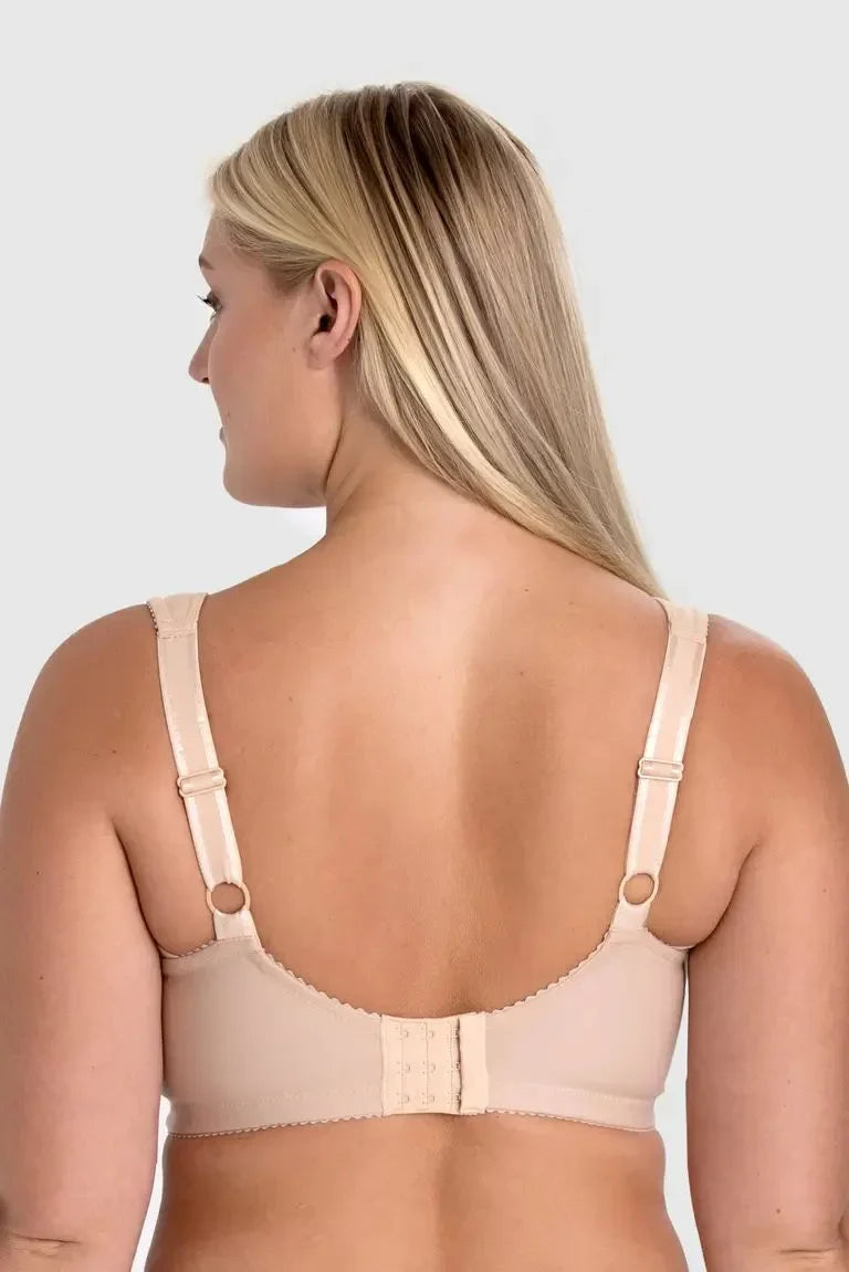 Triumph -  4 delni paket (75A-115F) 💝 Čipkast modrček